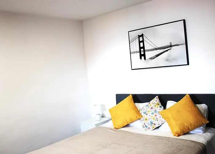 Moradia Stephanie Nyaraló